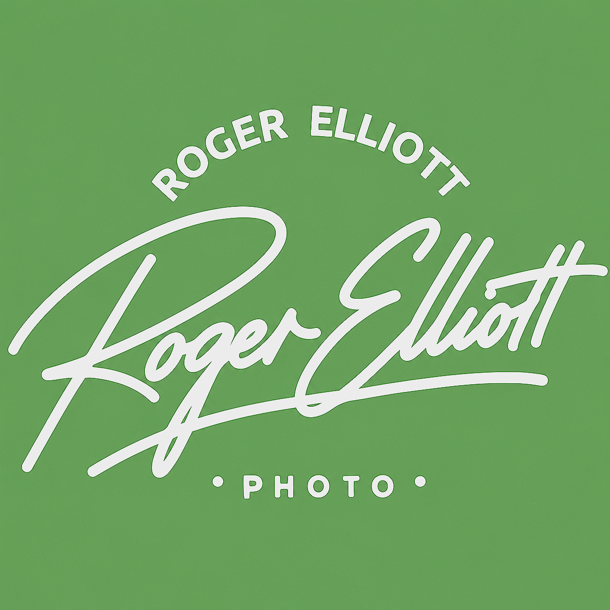 Roger Elliott Photo logo